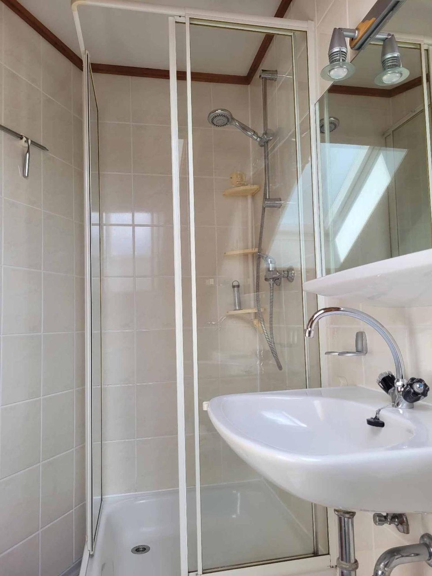 מלון אגינג Haus Resi מראה חיצוני תמונה