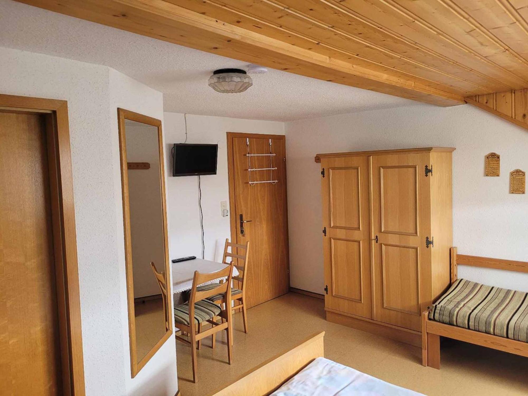 מלון אגינג Haus Resi מראה חיצוני תמונה